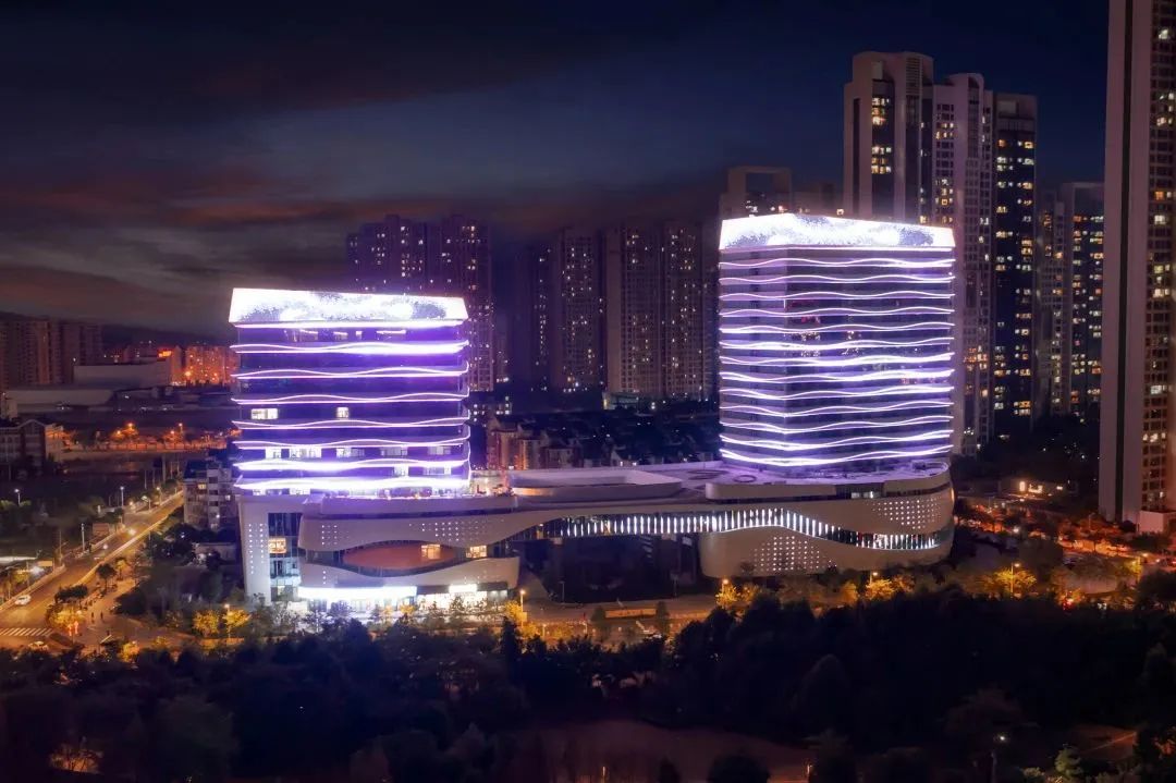 用灯光打造海浪风帆，邀您共赏宁德市夜景新地标